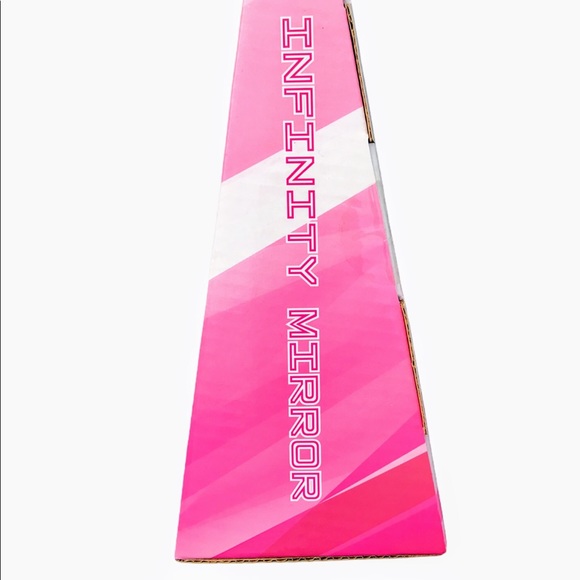 LED Heart or Dolphin Infinity Mirror - Picture 11 of 14